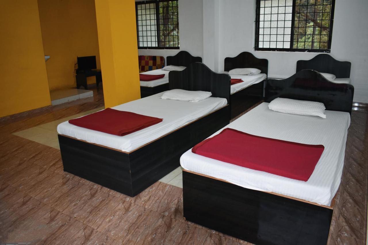 Hotel GANANJAYA Gokarna  Buitenkant foto